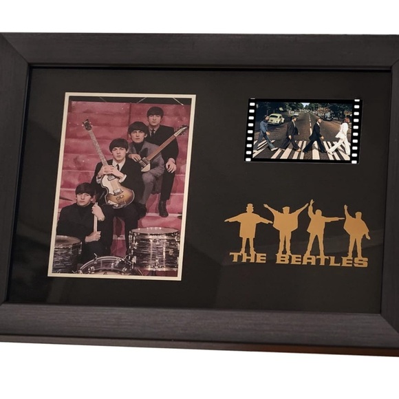 The Beatles Memorabilia 35 mm camera film - Picture 5 of 8